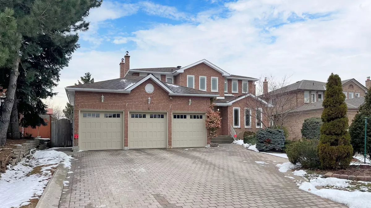 Markham, ON L3S 2V9,4 Snowcrest CT