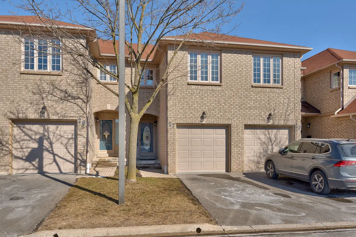 Hamilton, ON L8B 1B4,75 Ryans WAY #27