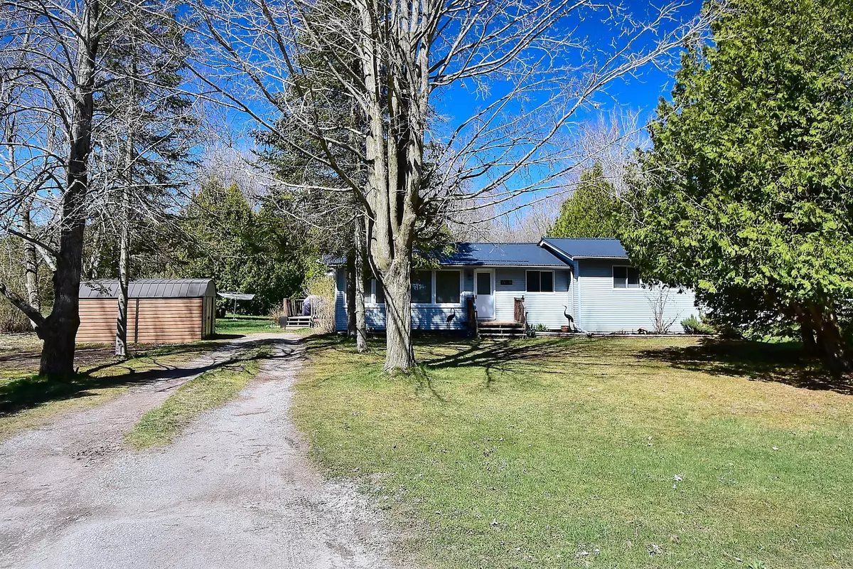 Smith-ennismore-lakefield, ON K0L 1T0,1650 Kinsale RD