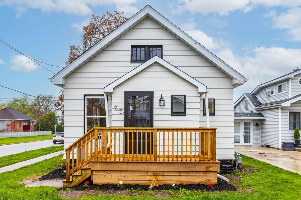 London, ON N5Z 2L9,125 Brisbin ST