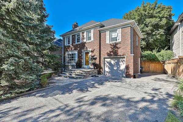 19 Barwick DR,  Toronto C07,  ON M3H 1J5