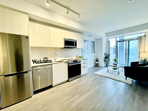 Toronto C08, ON M5A 3A6,50 Power ST #1125