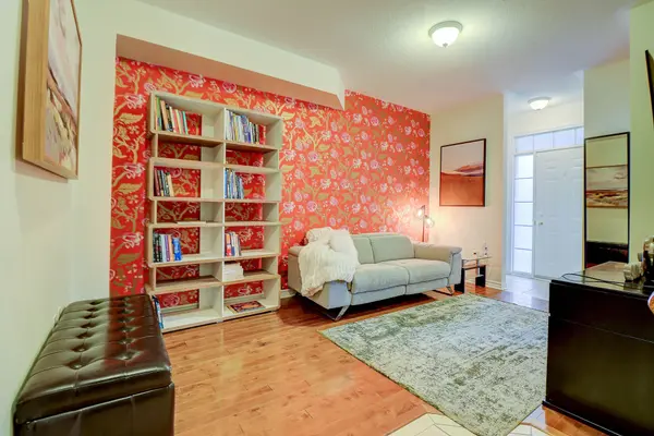 Whitby, ON L1R 0E3,113 Kenneth Hobbs AVE