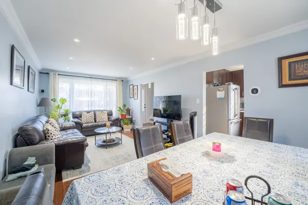 Toronto E04, ON M1L 1Y5,84 Chestnut CRES