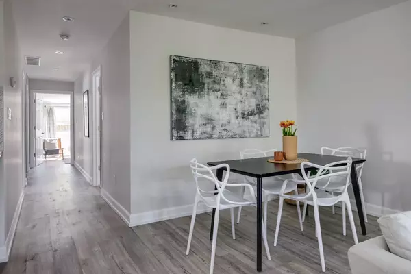 Toronto E04, ON M1L 3G4,397 Pharmacy AVE