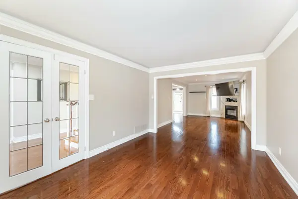 Vaughan, ON L4L 8X8,341 Veneto DR