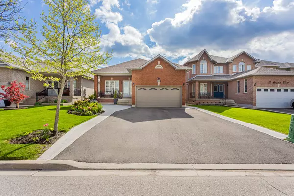 Vaughan, ON L4L 9C6,33 Brasswinds CT