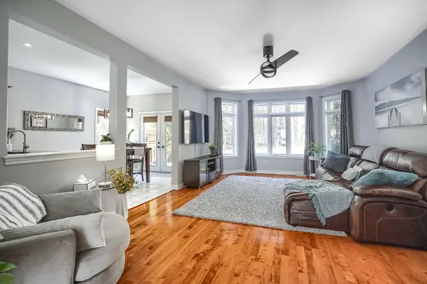 Barrie, ON L4N 0C7,112 Cumming DR