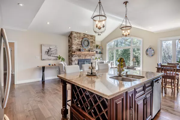 Clearview, ON L0M 1N0,7 Whitetail DR