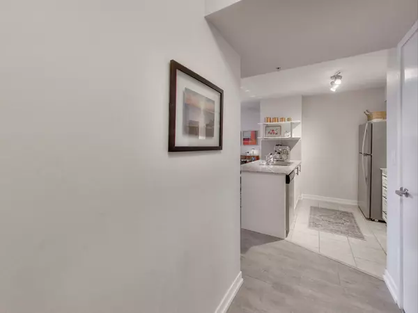 Toronto W02, ON M6H 0B6,1410 Dupont ST #1310