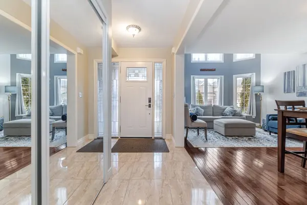 Brampton, ON L6P 1H6,5 Crocker DR