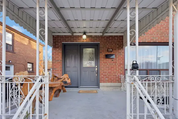 Toronto W05, ON M3M 2T3,19 Denbigh CRES