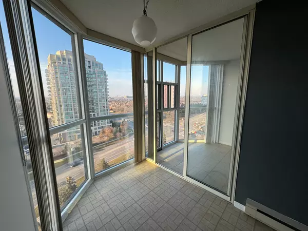 Mississauga, ON L4W 4H4,1360 rathburn RD #1404