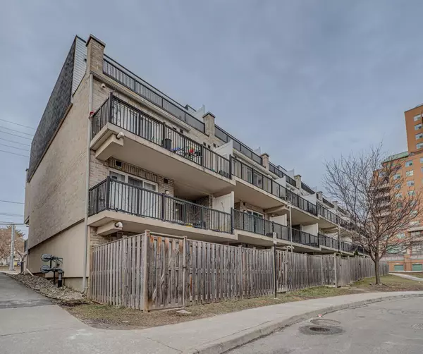 Toronto W05, ON M9M 0A2,3025 Finch AVE W #2037