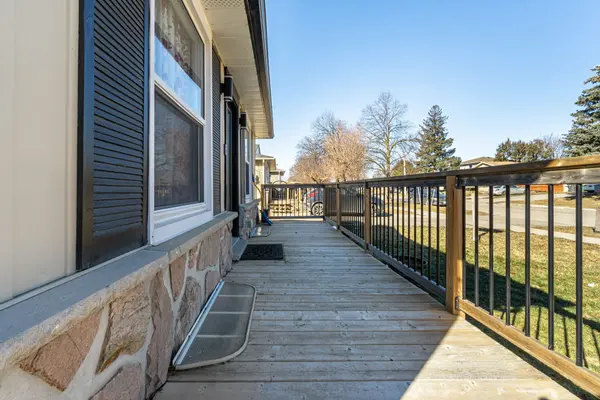 Brampton, ON L6V 2E2,49 Reigate AVE