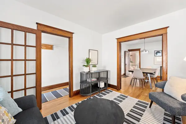 Toronto W02, ON M6P 1H3,55 Abbott AVE