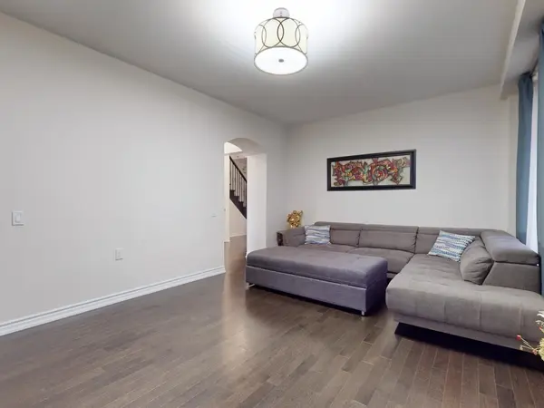 Caledon, ON L7C 4E7,281 Bonnieglen Farm BLVD