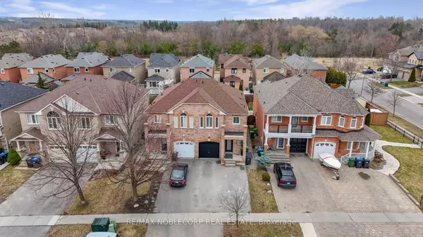 Caledon, ON L7E 2T4,5 Manorwood CT