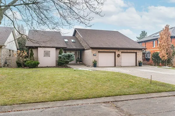 Hamilton, ON L9G 3S9,124 Briar Hill CRES