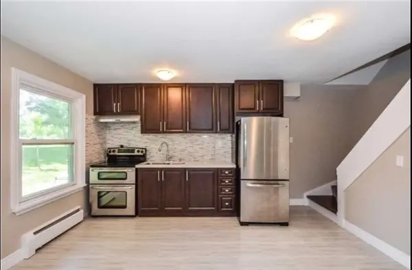 Kitchener, ON N2M 3T4,76 Borden Pkwy #6