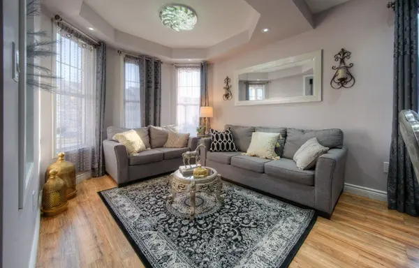 Cambridge, ON N3C 0C6,115 Chase CRES