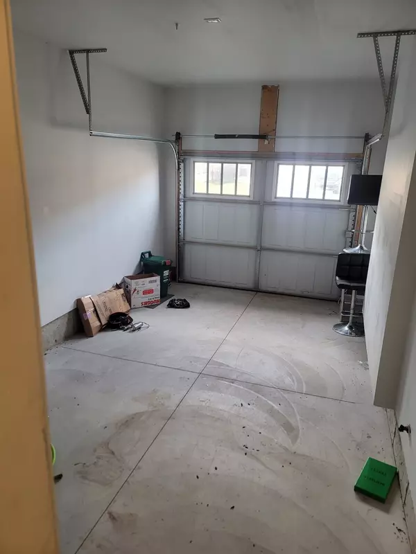 Niagara Falls, ON L2G 0Y2,9525 Tallgrass AVE