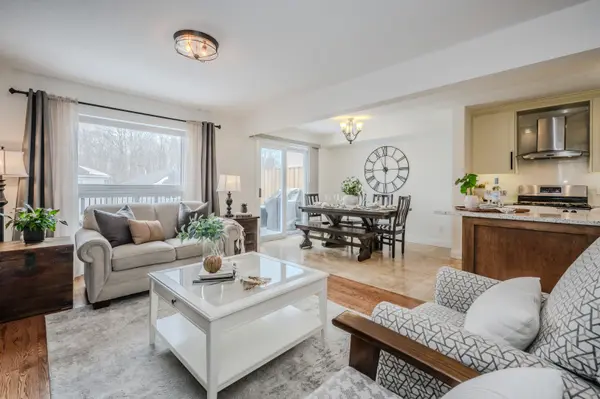 Kitchener, ON N2N 3L8,51 Hollyridge CRES