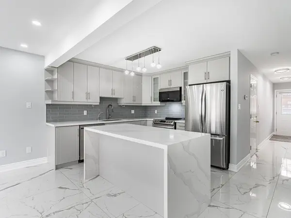 Cambridge, ON N3C 4N5,355 Fishermill RD #94