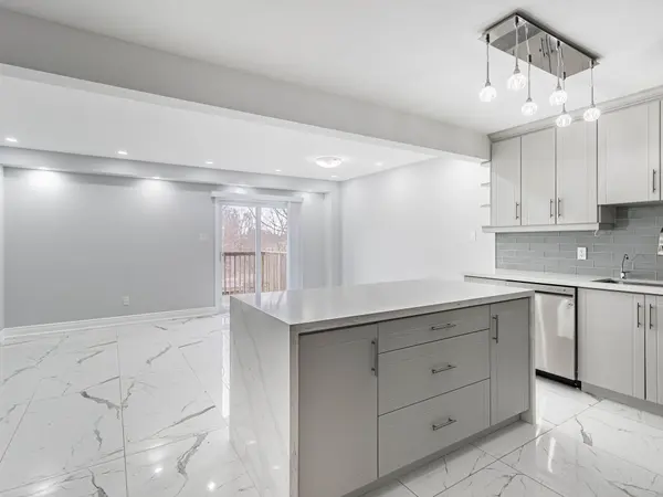 Cambridge, ON N3C 4N5,355 Fishermill RD #94