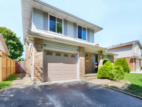 London, ON N6E 2A3,22 Alayne CRES