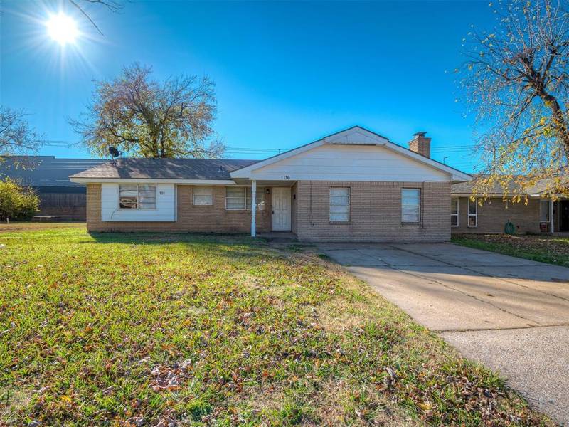 136 SW 16th Street, Moore, OK 73160