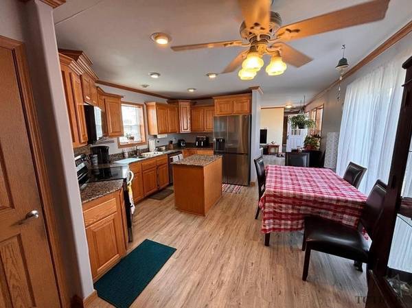 Timmins, ON P4N 0C5,172 Remi CRES