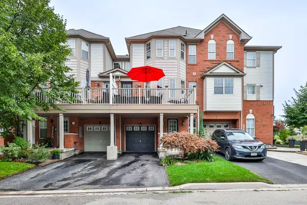 Oakville, ON L6M 5H9,3031 Dewridge AVE