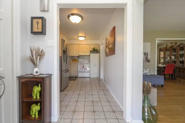 Toronto W10, ON M9W 4K7,2155 Kipling AVE