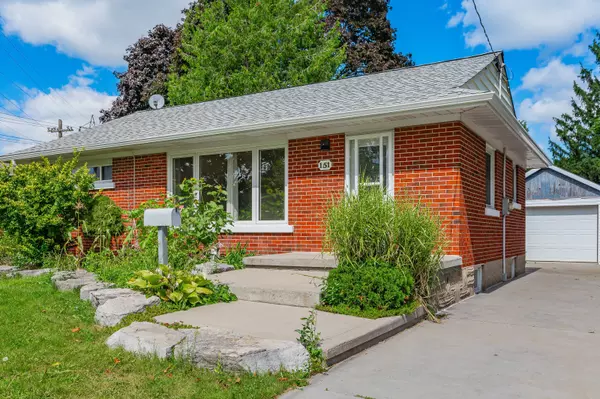 Kitchener, ON N2M 1J5,151 Patricia AVE