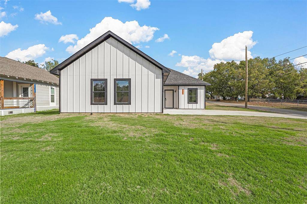 Denison, TX 75020,901 W Ford Street