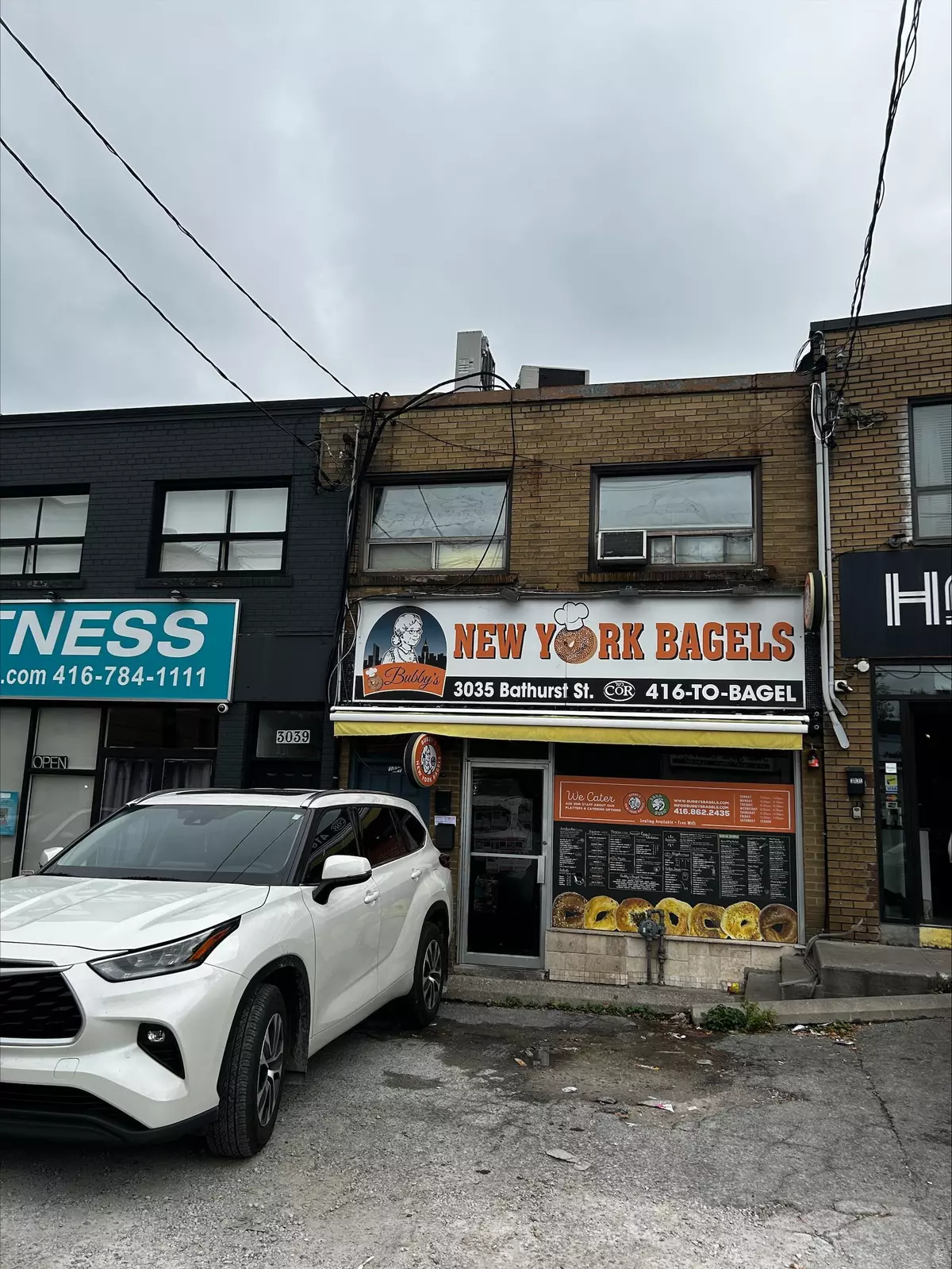 Toronto C04, ON M6B 3B5,3035 Bathurst ST