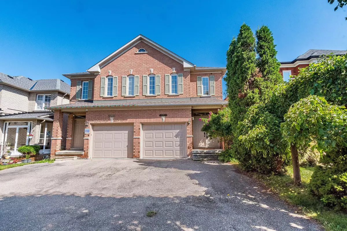 Mississauga, ON L5R 4A5,5341 Longhouse CRES