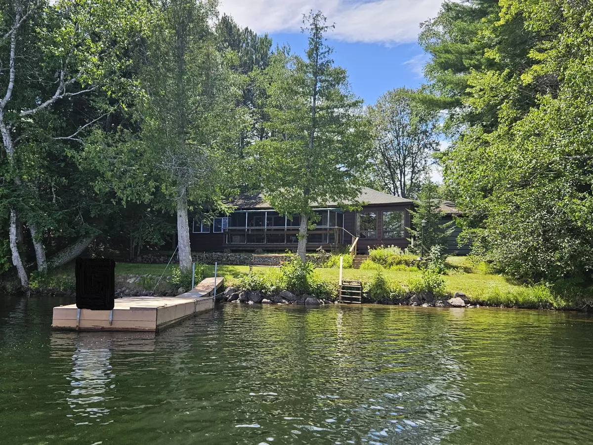 North Kawartha, ON K0L 1A0,165 Beaver LN