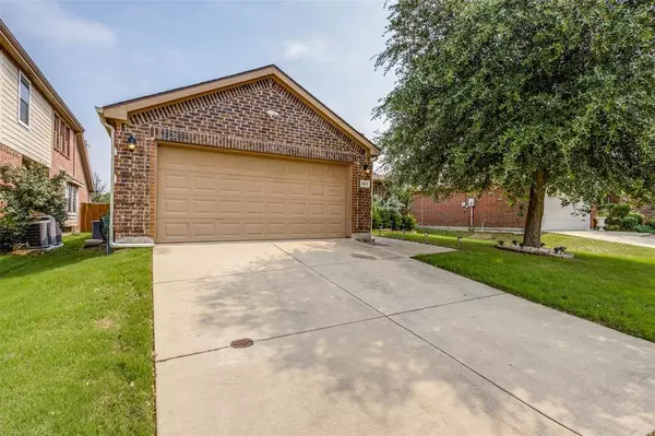 821 Lake Worth Trail, Little Elm, TX 75068