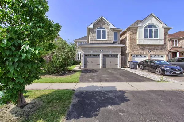 Mississauga, ON L5N 8G9,7270 Blackwood Mews