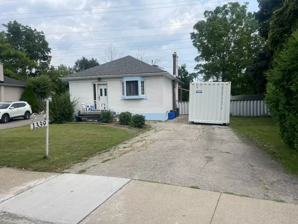 Burlington, ON L7P 2M9,1339 Augustine DR