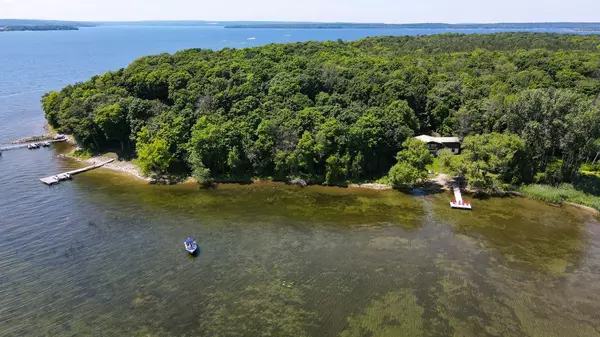 Georgian Bay, ON P0E 1E0,1486 Island 404 Quarry Is N/A