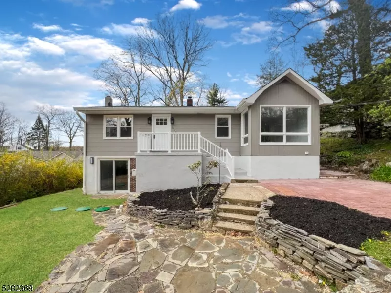 524 Lakeside Ave, Hopatcong Boro, NJ 07821