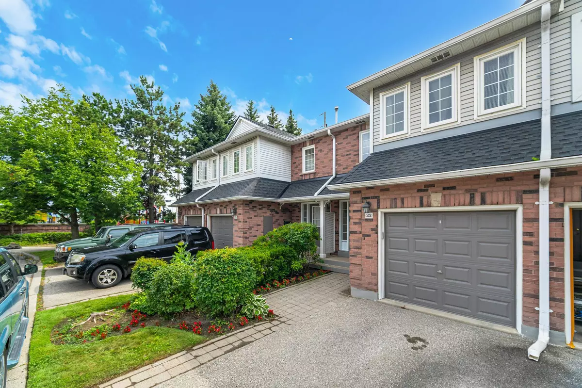 Brampton, ON L6S 5Y6,22 Lancewood CRES