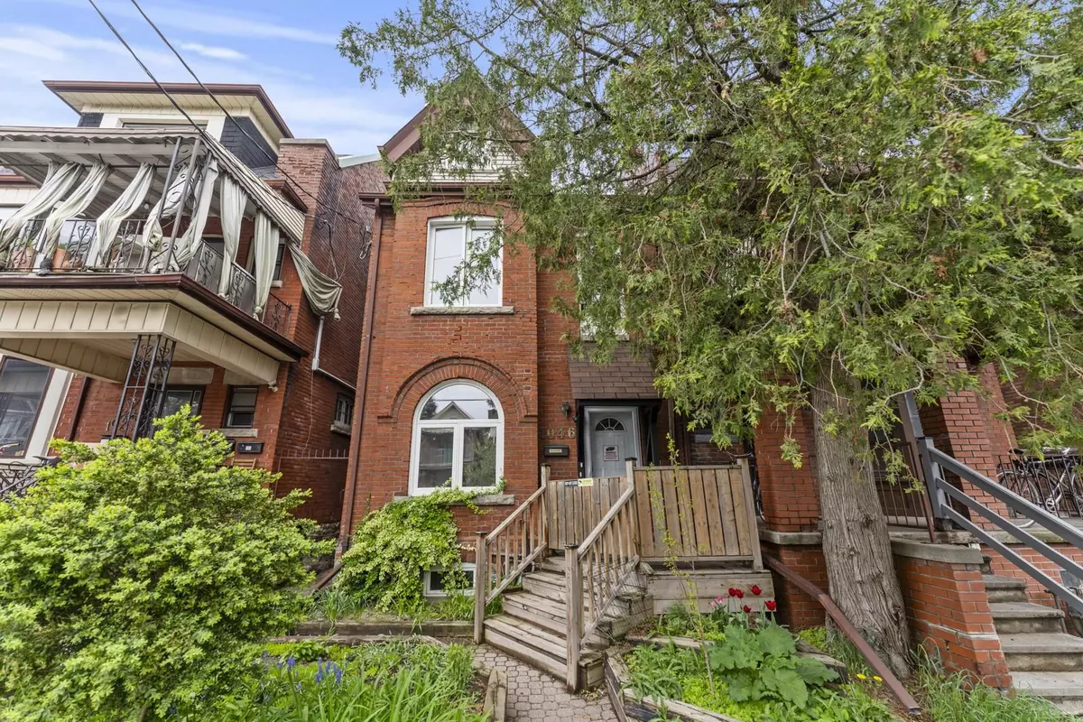 Toronto W02, ON M6H 2X8,1046 Dovercourt RD #BDRM 1