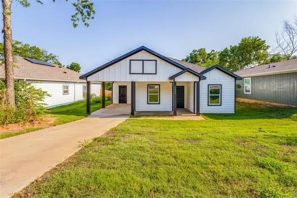 Denison, TX 75020,1209 W Johnson Street