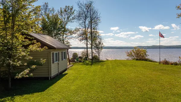 Temiskaming Shores, ON P0J 1P0,743052 Dawson Point RD