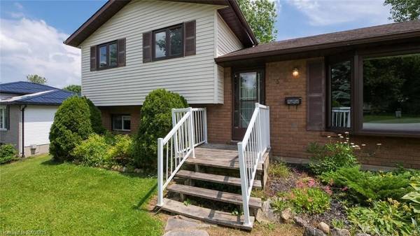 Grey Highlands, ON N0C 1H0,15 Brackenbury ST