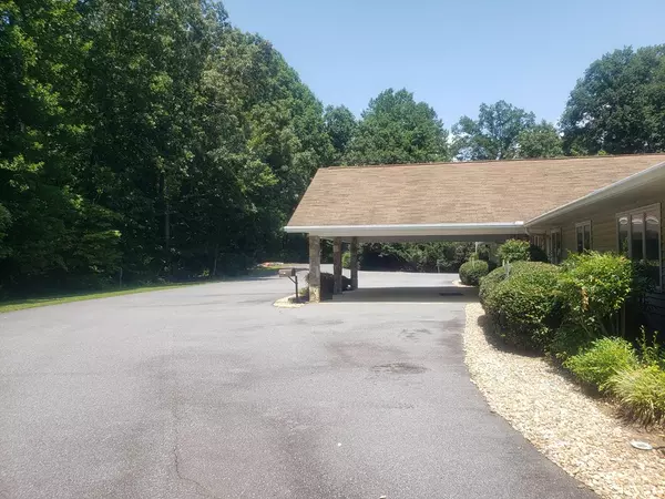 Hayesville, NC 28904,115 Mountain Home Nursing Lane